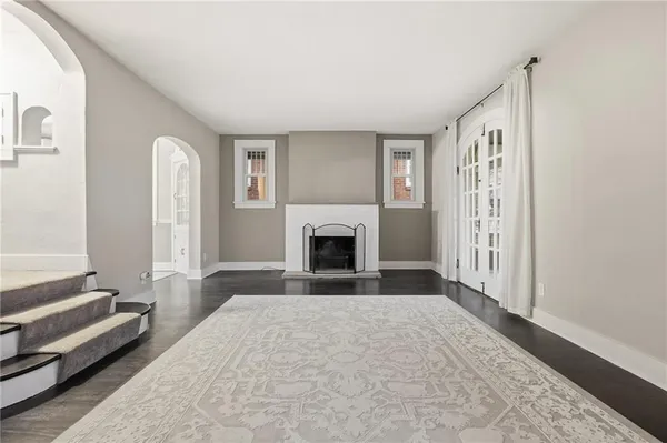 $495,000 | 359 Pennsylvania Avenue, Oakmont, PA 15139