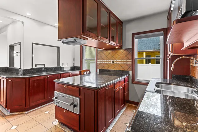 $300,000 | 38 Riverside Drive, Mount Clemens, MI 48043