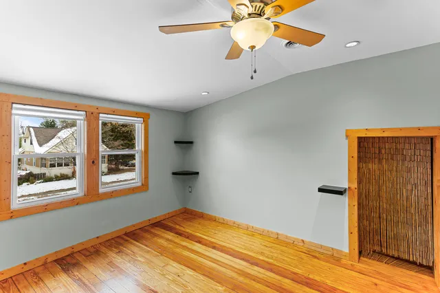 $300,000 | 38 Riverside Drive, Mount Clemens, MI 48043