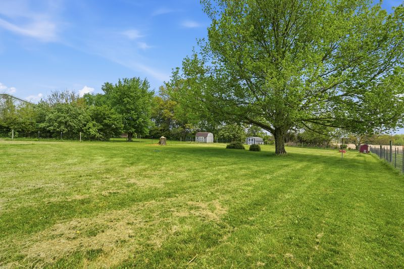 5406 Springfield Jamestown Road Springfield, OH 45502 - Photo 22 of 33