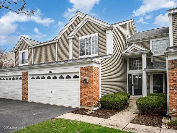 $389,990 | 1285 Summersweet Lane, Bartlett, IL 60103