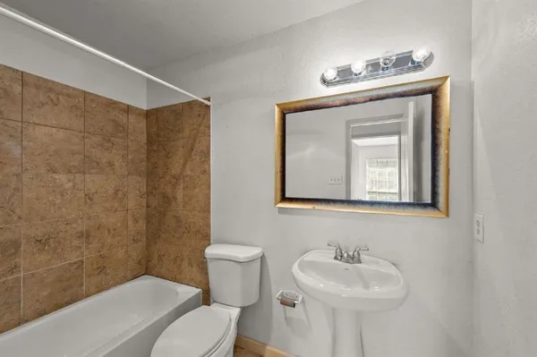 $1,800 | 8510 Gatlinburg Drive, Fort Worth, TX 76123