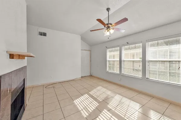 $1,800 | 8510 Gatlinburg Drive, Fort Worth, TX 76123