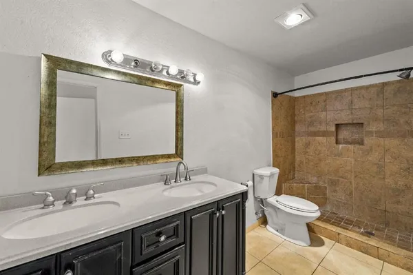 $1,800 | 8510 Gatlinburg Drive, Fort Worth, TX 76123