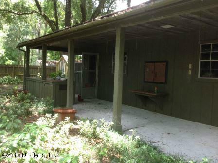 2715 Orange Picker Road Jacksonville, FL 32223 - Photo 18 of 22 Garage, workshop, utility room