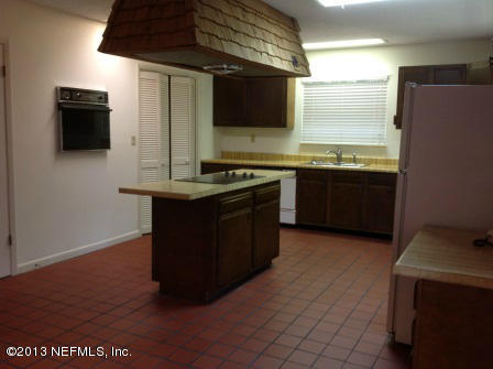 2715 Orange Picker Road Jacksonville, FL 32223 - Photo 8 of 22 Kitchen