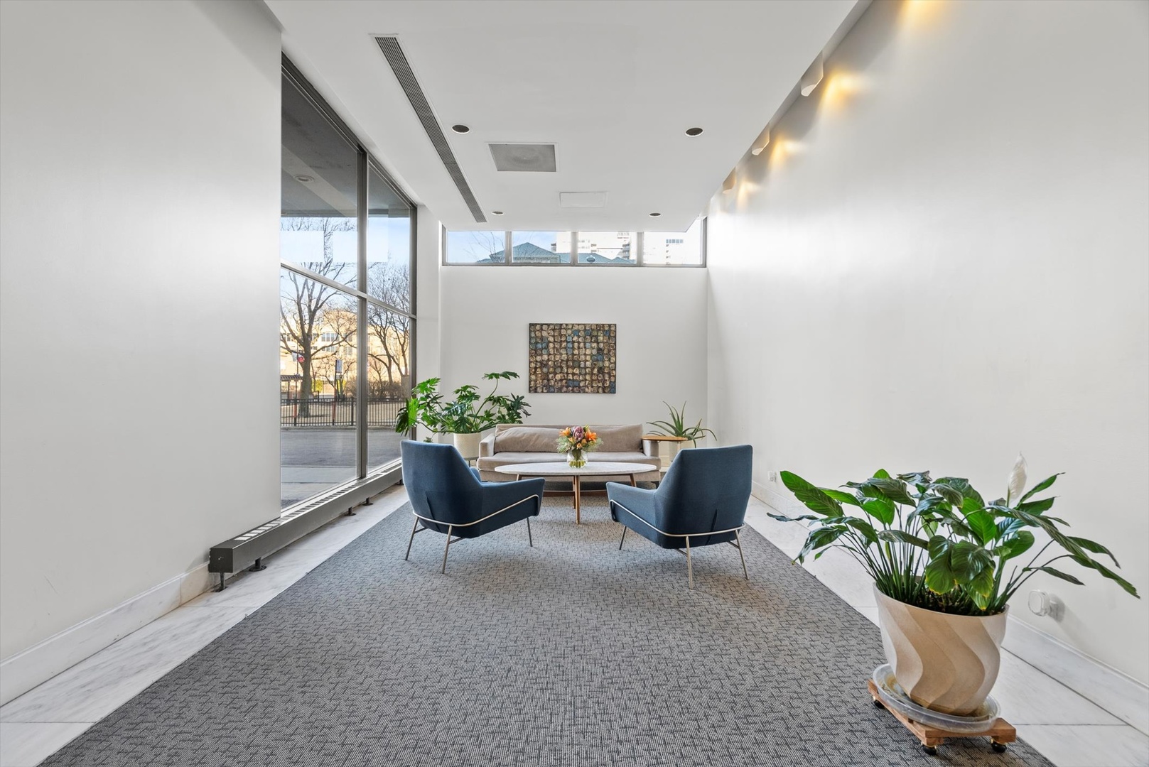6171 North Sheridan Road, Unit 1908 Chicago, IL 60660 - Photo 24 of 28 Gallery Image 24