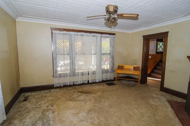 $135,000 | 14 School Street, Dexter, ME 04930