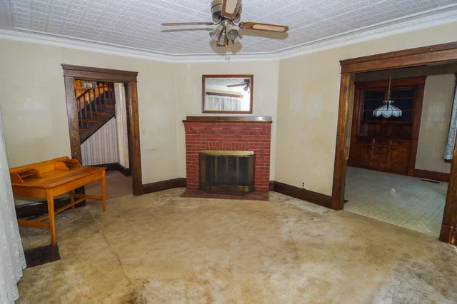 $135,000 | 14 School Street, Dexter, ME 04930