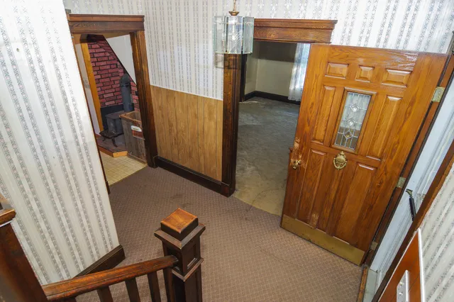 $135,000 | 14 School Street, Dexter, ME 04930