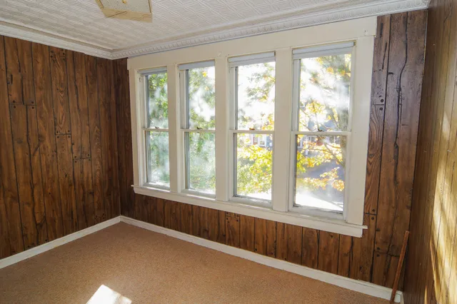 $135,000 | 14 School Street, Dexter, ME 04930