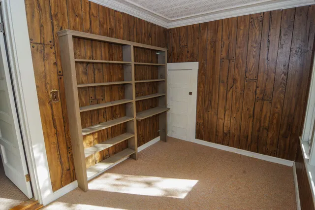 $135,000 | 14 School Street, Dexter, ME 04930