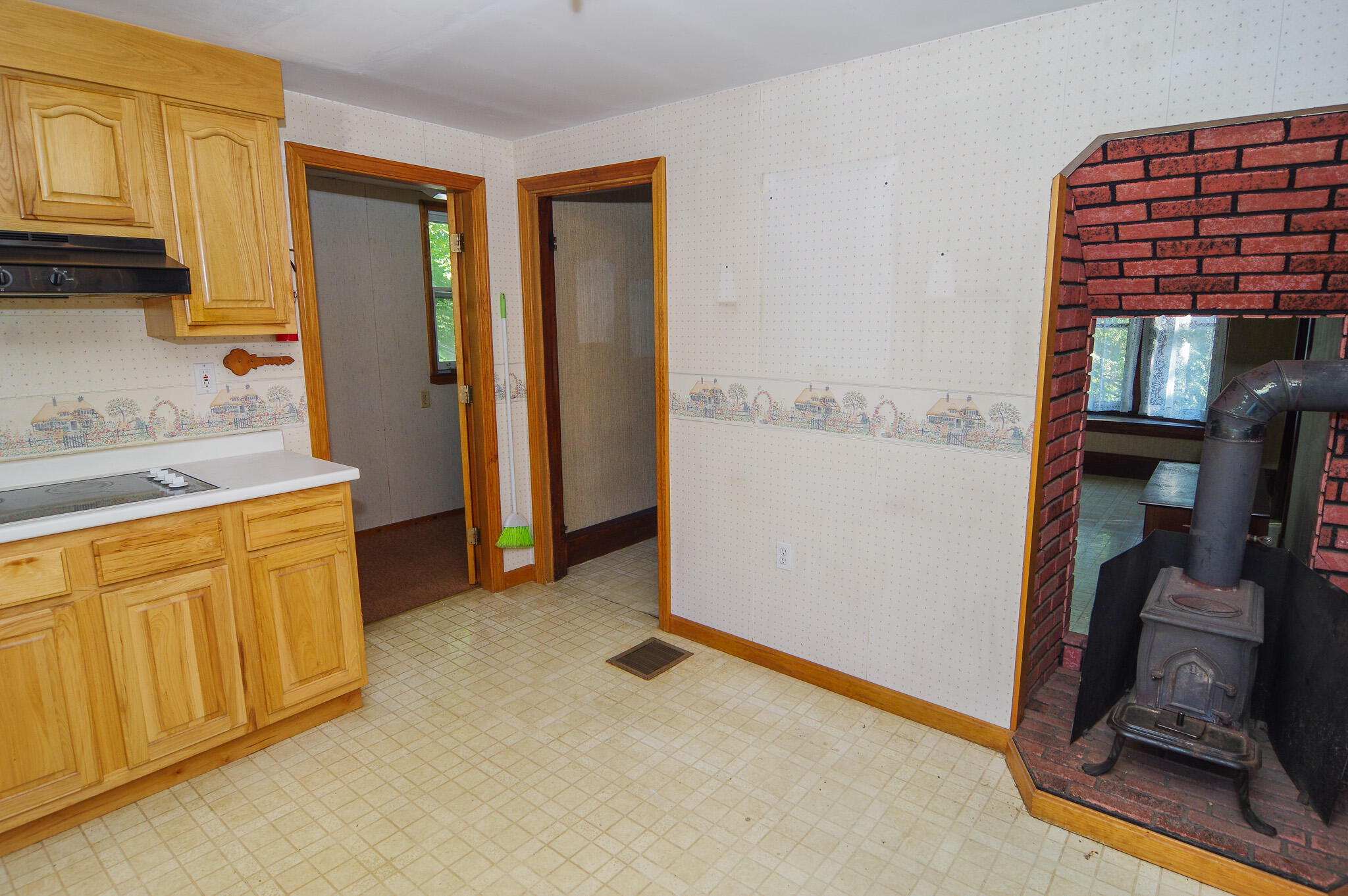 14 School Street Dexter, ME 04930 - Photo 9 of 43 IMGP9331