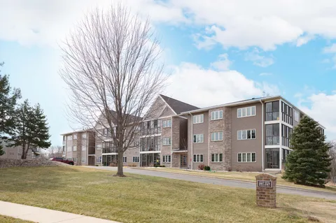 $300,000 | 207 Oconomowoc Parkway, Oconomowoc, WI 53066