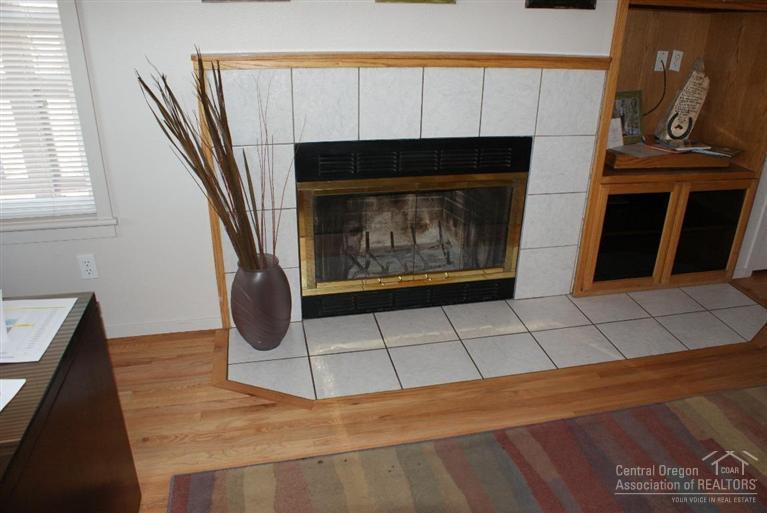 2120 Northeast Bear Creek Road Bend, OR 97701 - Photo 7 of 20 Additional Photo