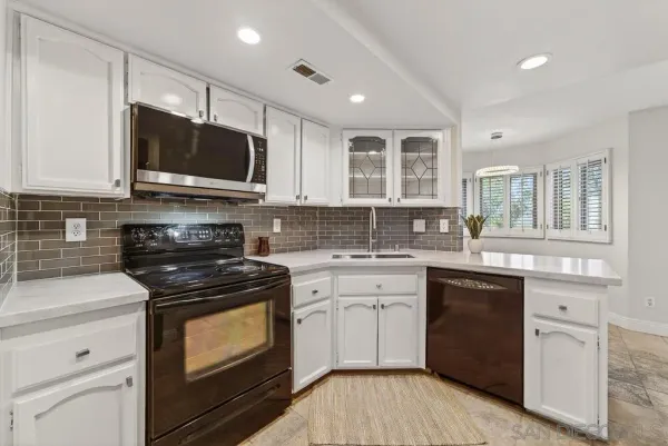 $5,750 | 12242 Paseo Lucido, Unit B, San Diego, CA 92128