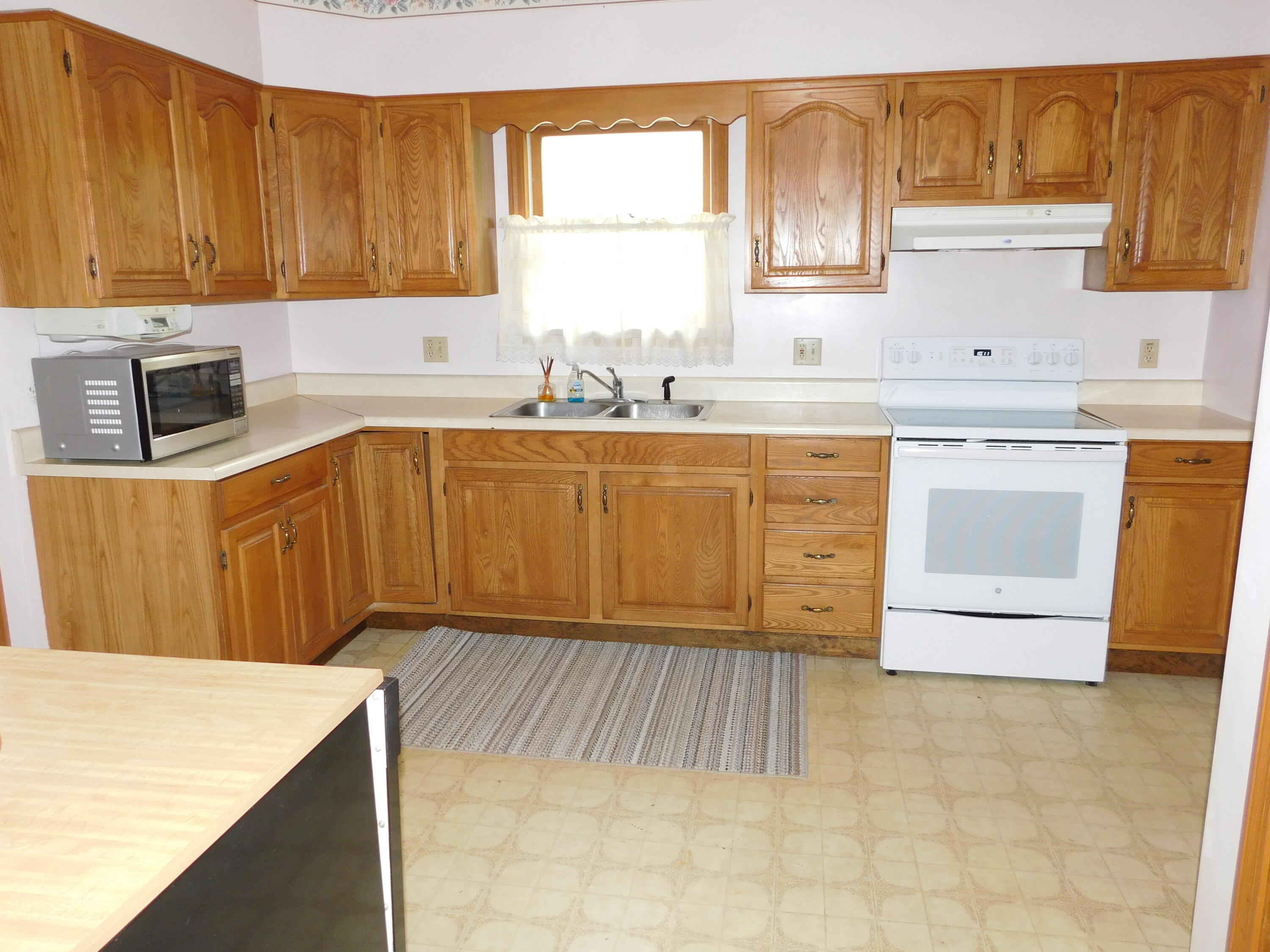 159 7th Street Bangor, ME 04401 - Photo 8 of 33 DSCN8590