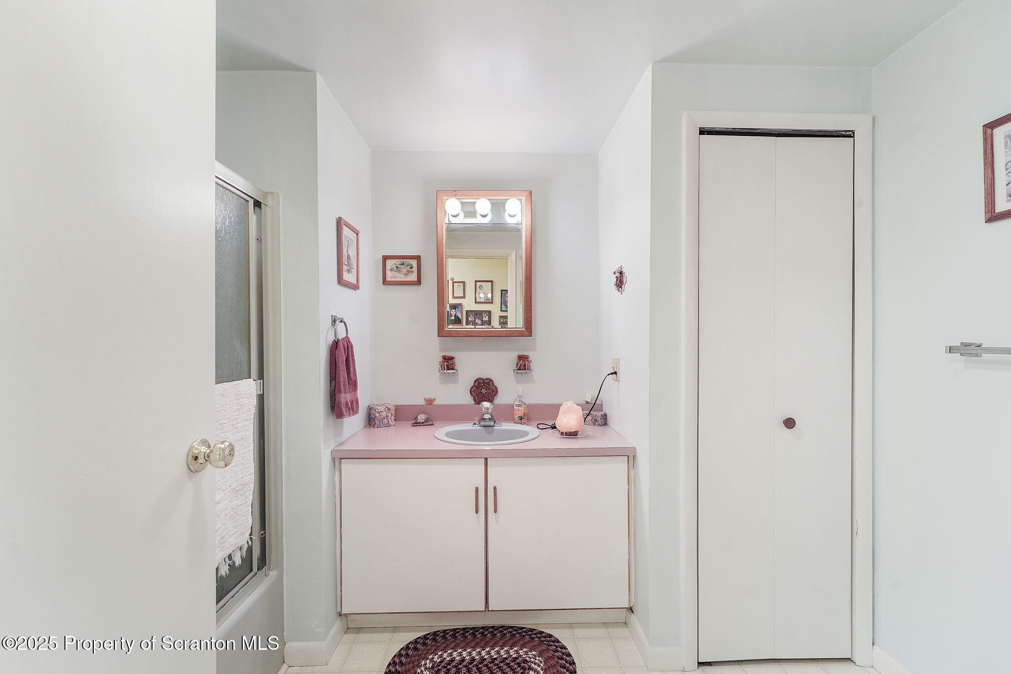 1023 McCormick Road Brackney, PA 18812 - Photo 16 of 25 Full Bathroom