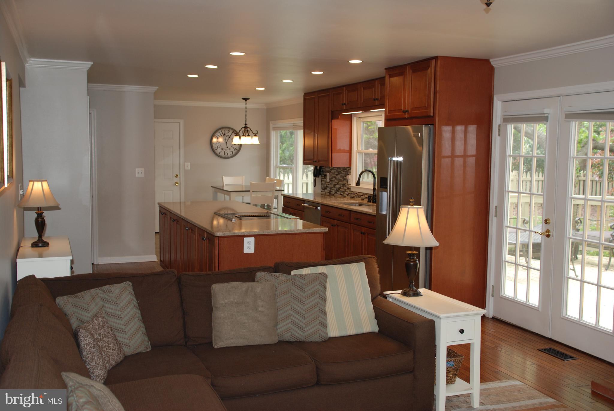 6108 Eagle Landing Road Burke, VA 22015 - Photo 14 of 52 Stainless Appl's & double windows over Deep Sink.