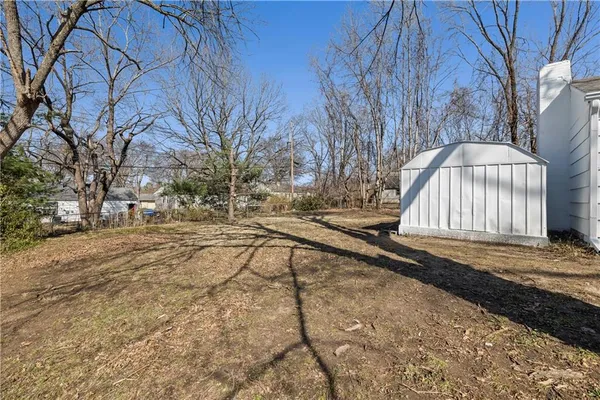 $214,950 | 6810 Fairlane Drive, Kansas City, MO 64134
