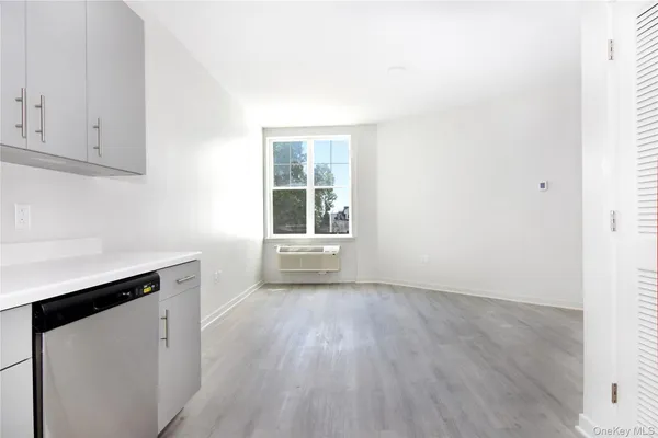 $1,795 | 56 Prospect Street, Unit 406, Yonkers, NY 10701