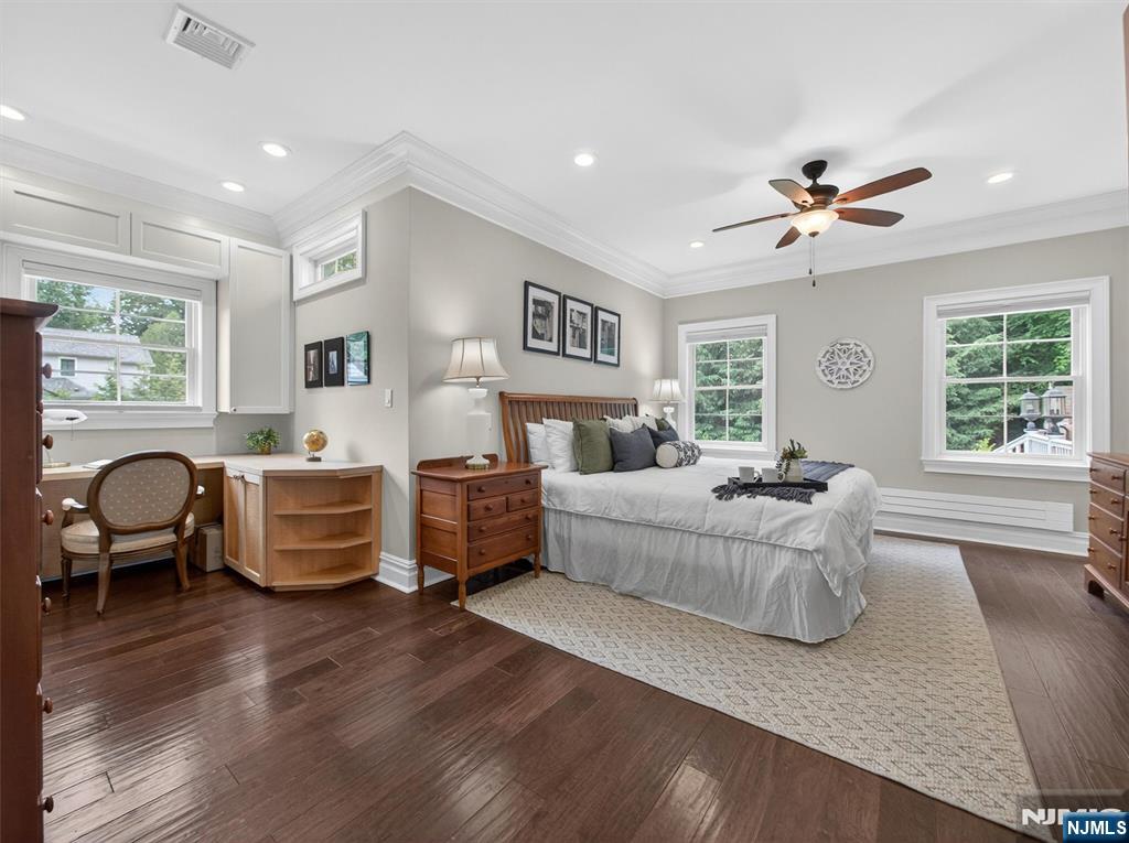 444 Lake Road Wyckoff, NJ 07481 - Photo 21 of 50