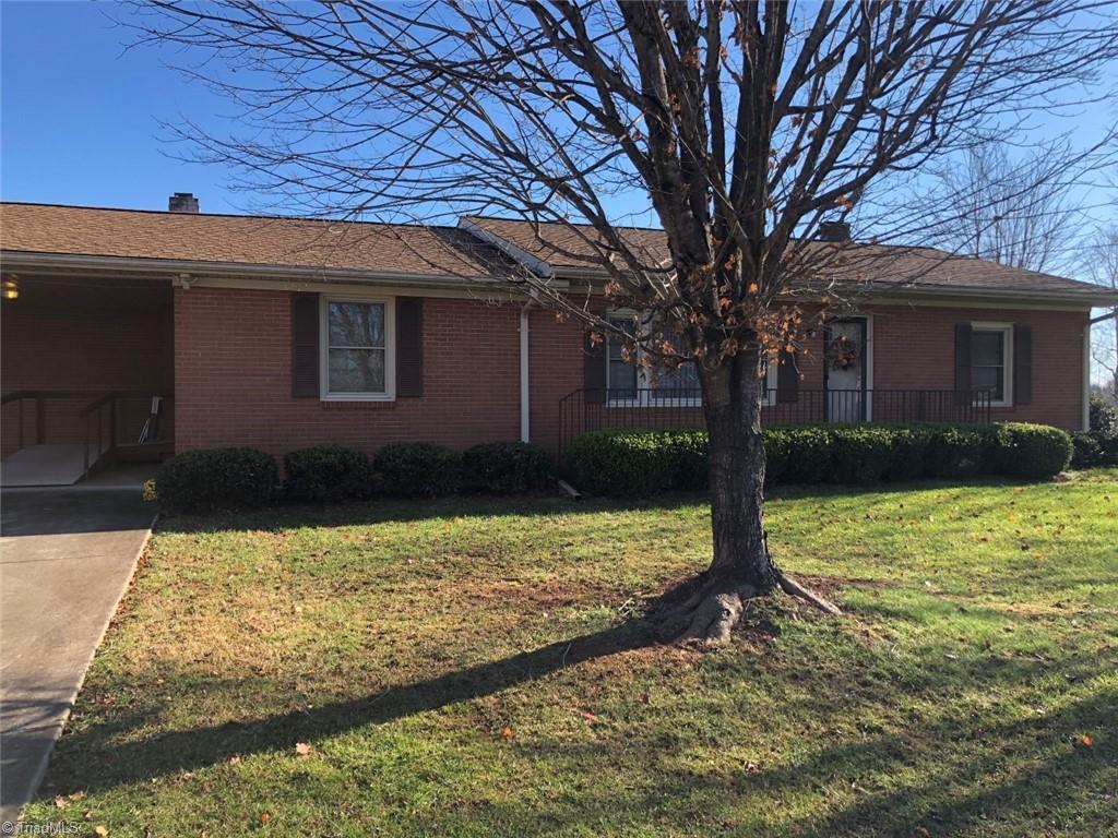 833 Red Brush Road Mount Airy, NC 27030 - Photo 2 of 47 Gallery Image 2