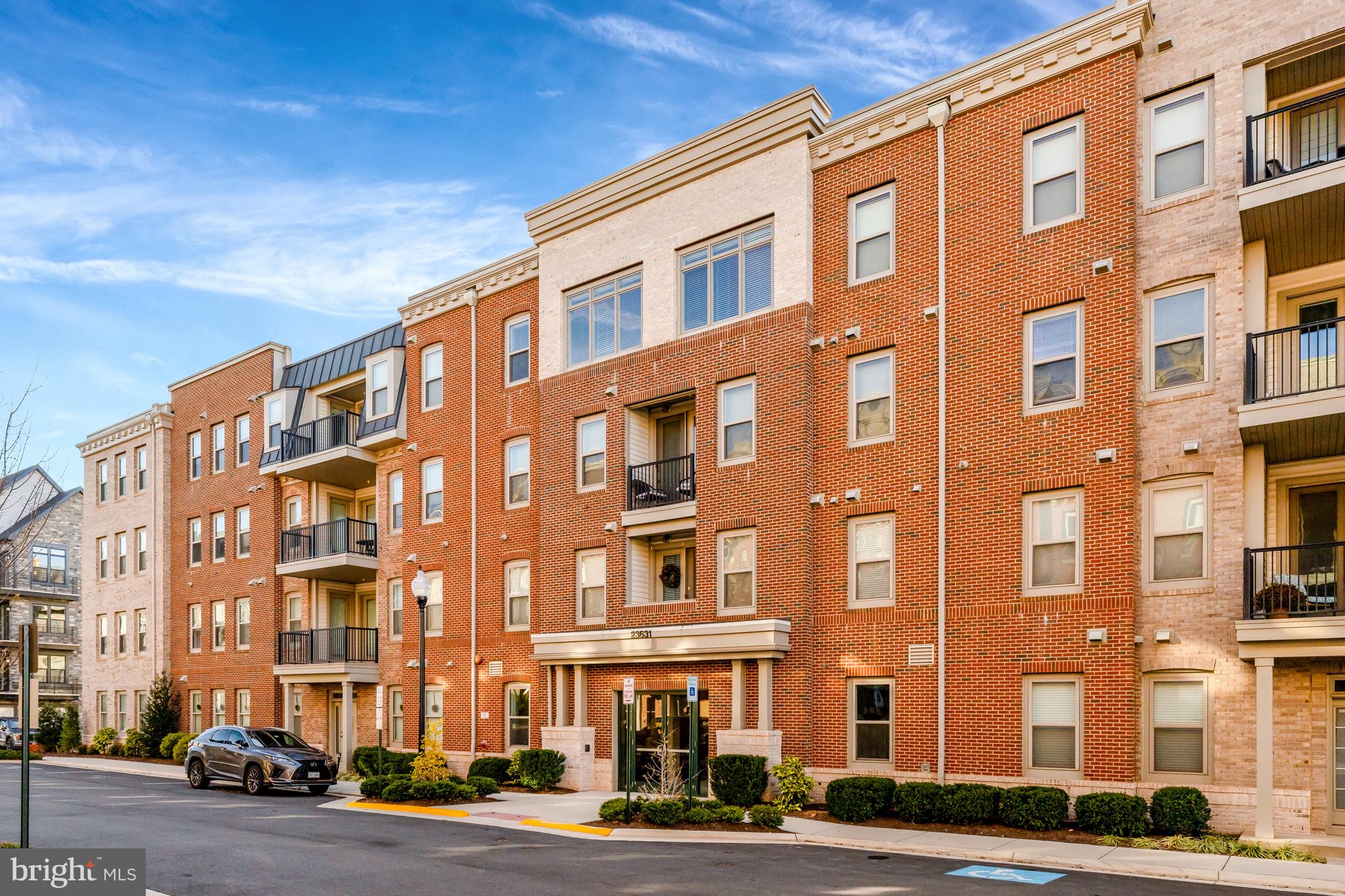 23631 Havelock Walk Terrace, Unit 404 Ashburn, VA 20148 - Photo 42 of 51 Exterior with visitor parking access