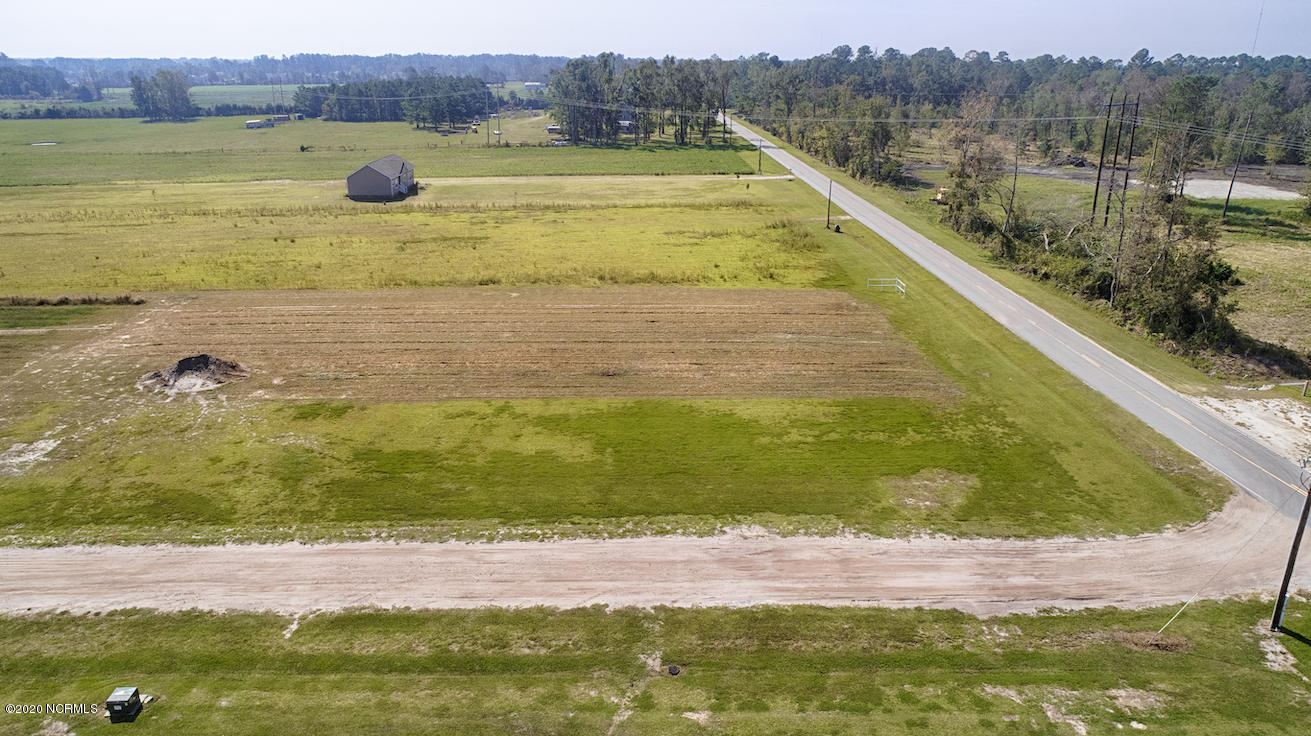 1153 Newport Loop Road Newport, NC 28570 - Photo 4 of 13 1153-newport-loop-large-9