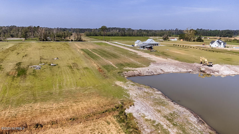 1153 Newport Loop Road Newport, NC 28570 - Photo 6 of 13 1153-newport-loop-large-11