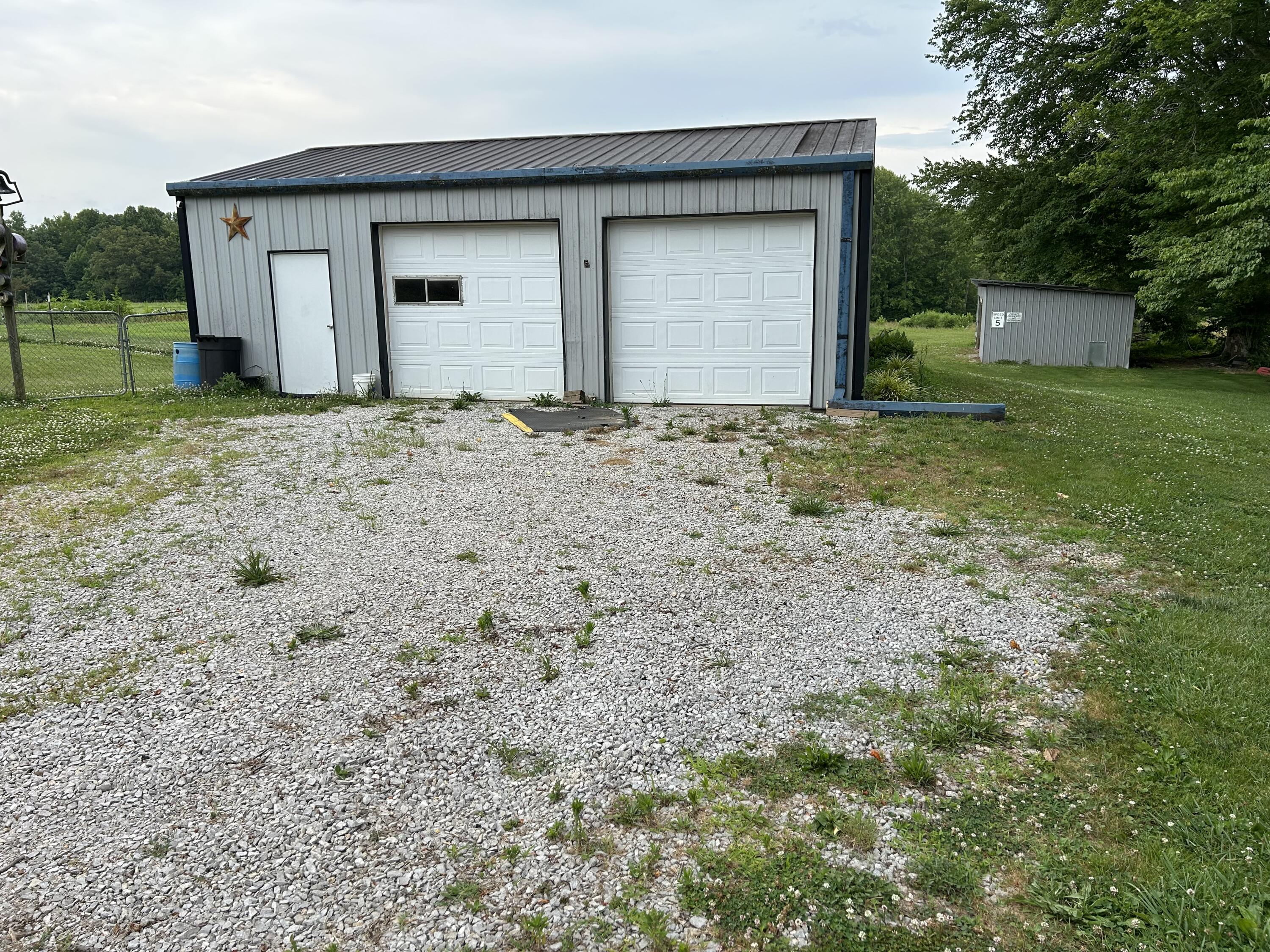 196 Alexander Spur Road Somerset, KY 42503 - Photo 9 of 30 IMG_8391
