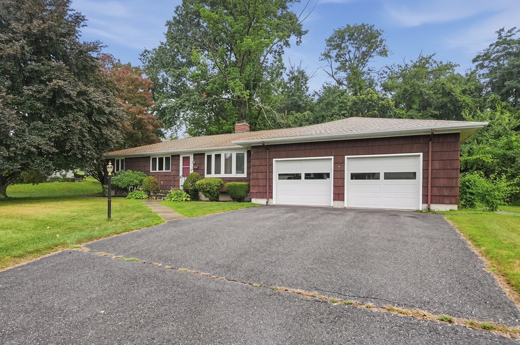 52 Thornton Road Worcester, MA 01606 - Photo 26 of 30