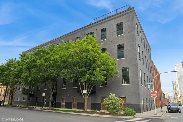 $2,300,000 | 401 North Aberdeen Street, Unit 4S, Chicago, IL 60642