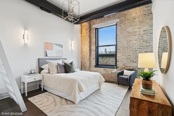 $2,300,000 | 401 North Aberdeen Street, Unit 4S, Chicago, IL 60642