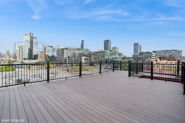 $2,300,000 | 401 North Aberdeen Street, Unit 4S, Chicago, IL 60642