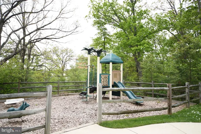 $4,000 | 14823 Wootton Manor Court, Rockville, MD 20850