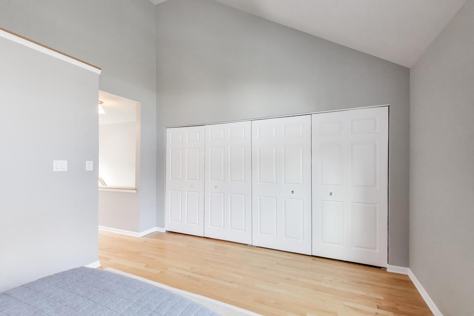 2737 North Janssen Avenue, Unit B Chicago, IL 60614 - Photo 22 of 31 a view of an empty room and wooden floor