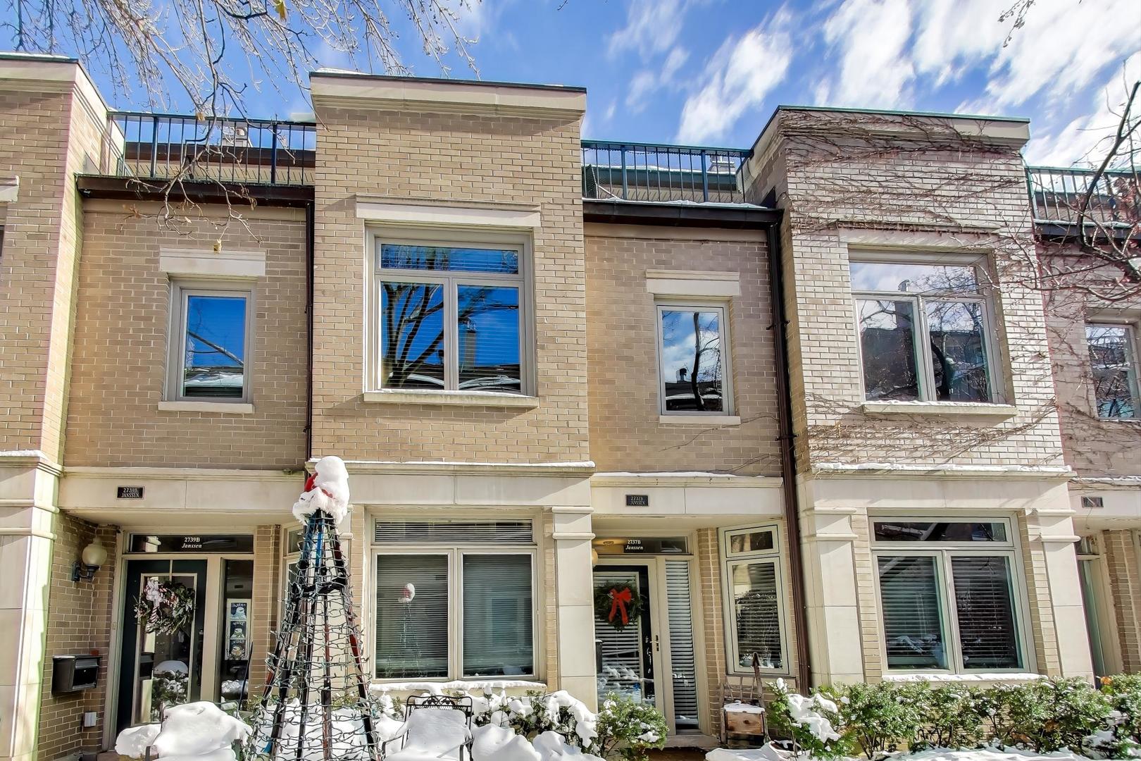 2737 North Janssen Avenue, Unit B Chicago, IL 60614 - Photo 5 of 31 a view of a building with brick walls