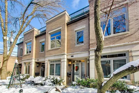 $699,900 | 2737 North Janssen Avenue, Unit B, Chicago, IL 60614