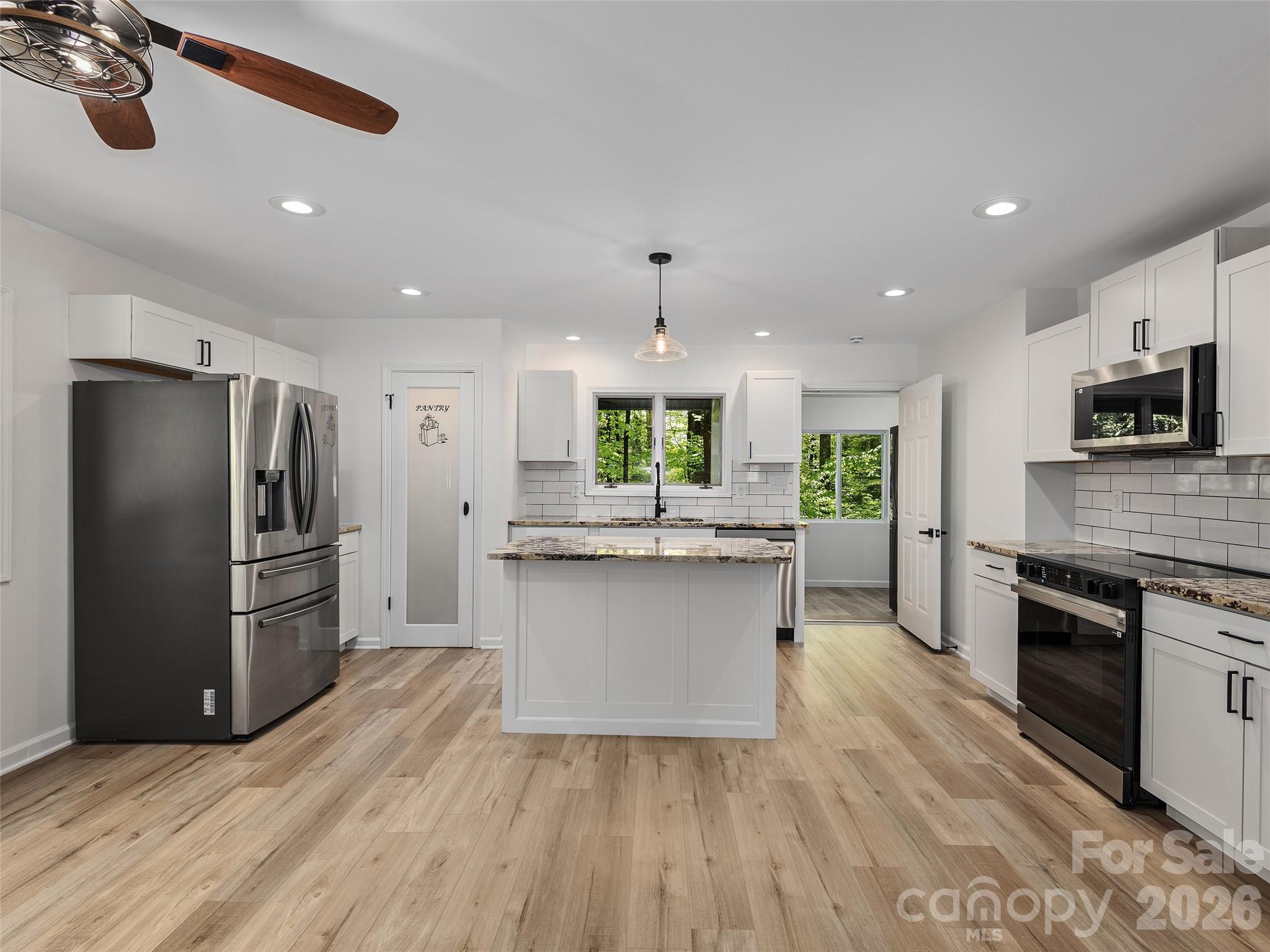 209 Ivy Hill Road Hendersonville, NC 28792 - Photo 9 of 40