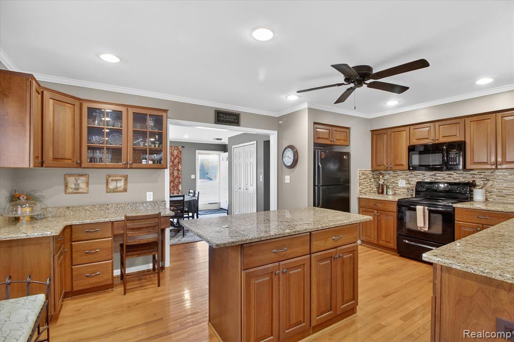 15715 Exeter Court Fraser, MI 48026 - Photo 12 of 32