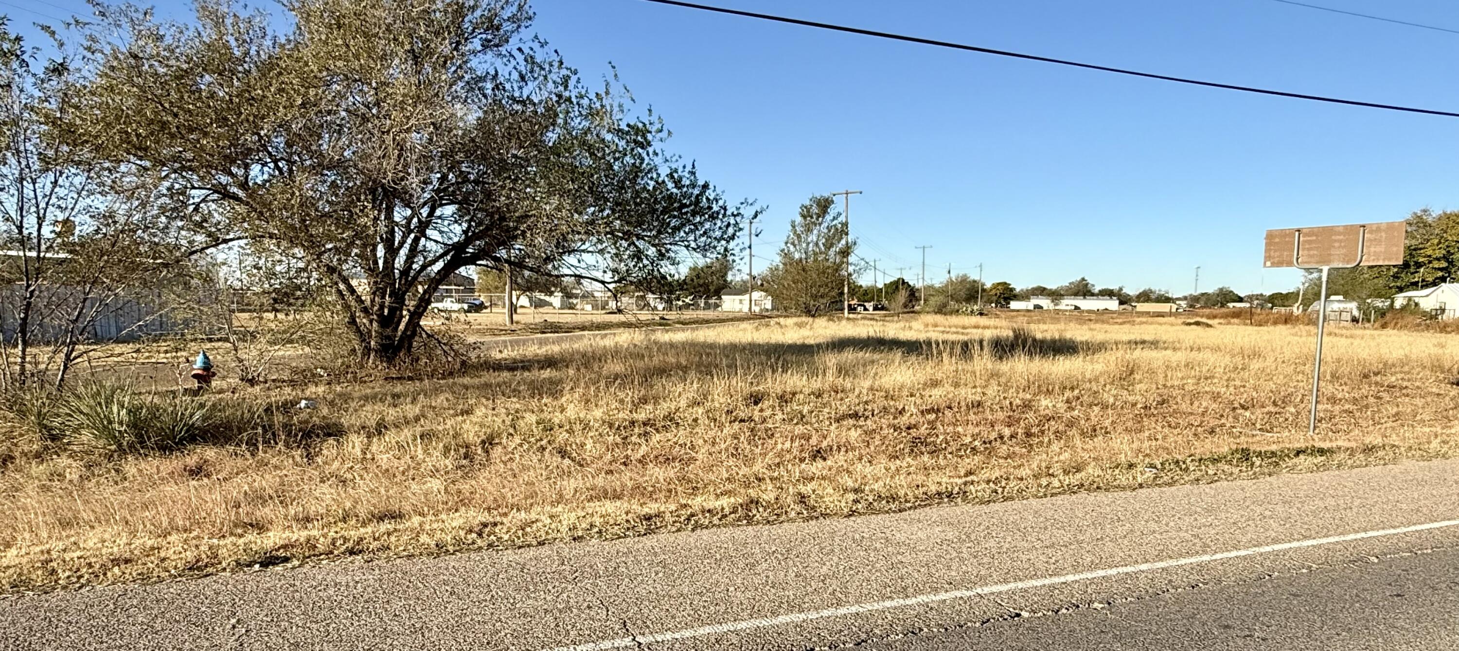 2287 East 48th Street Lubbock, TX 79404 - Photo 3 of 4 a view of an ocean with city