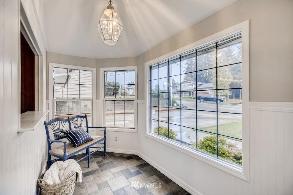 10034 Southeast 190th Street Renton, WA 98055 - Photo 11 of 29