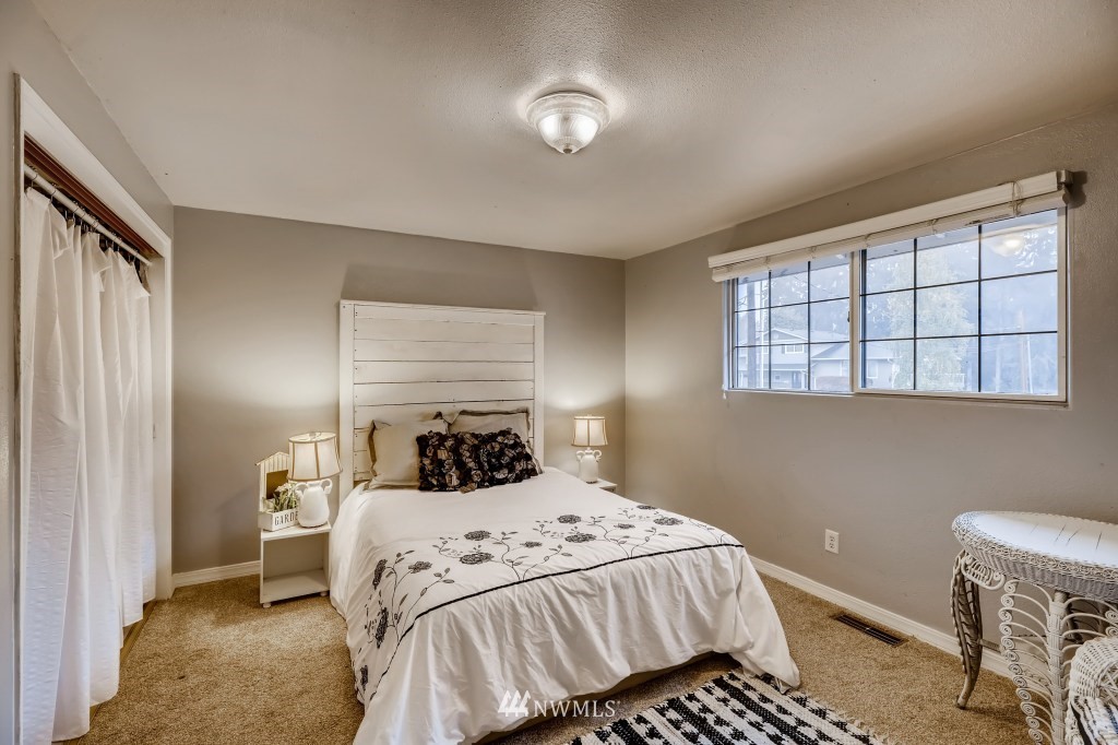 10034 Southeast 190th Street Renton, WA 98055 - Photo 22 of 29