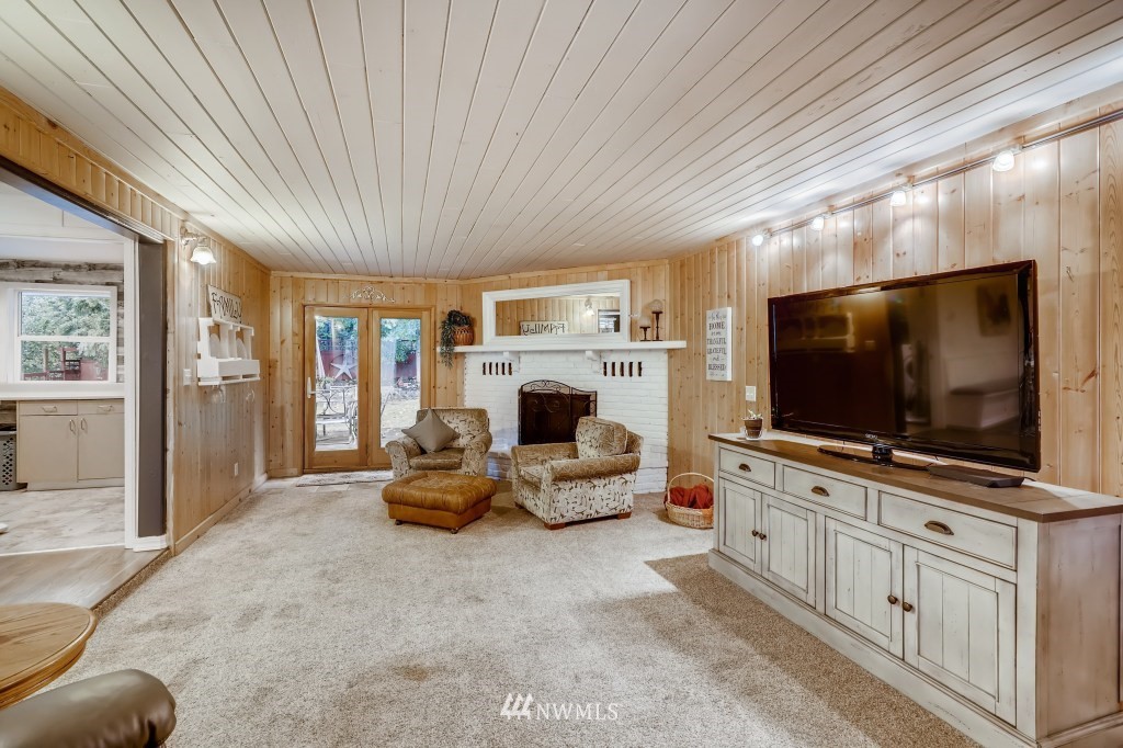 10034 Southeast 190th Street Renton, WA 98055 - Photo 10 of 29