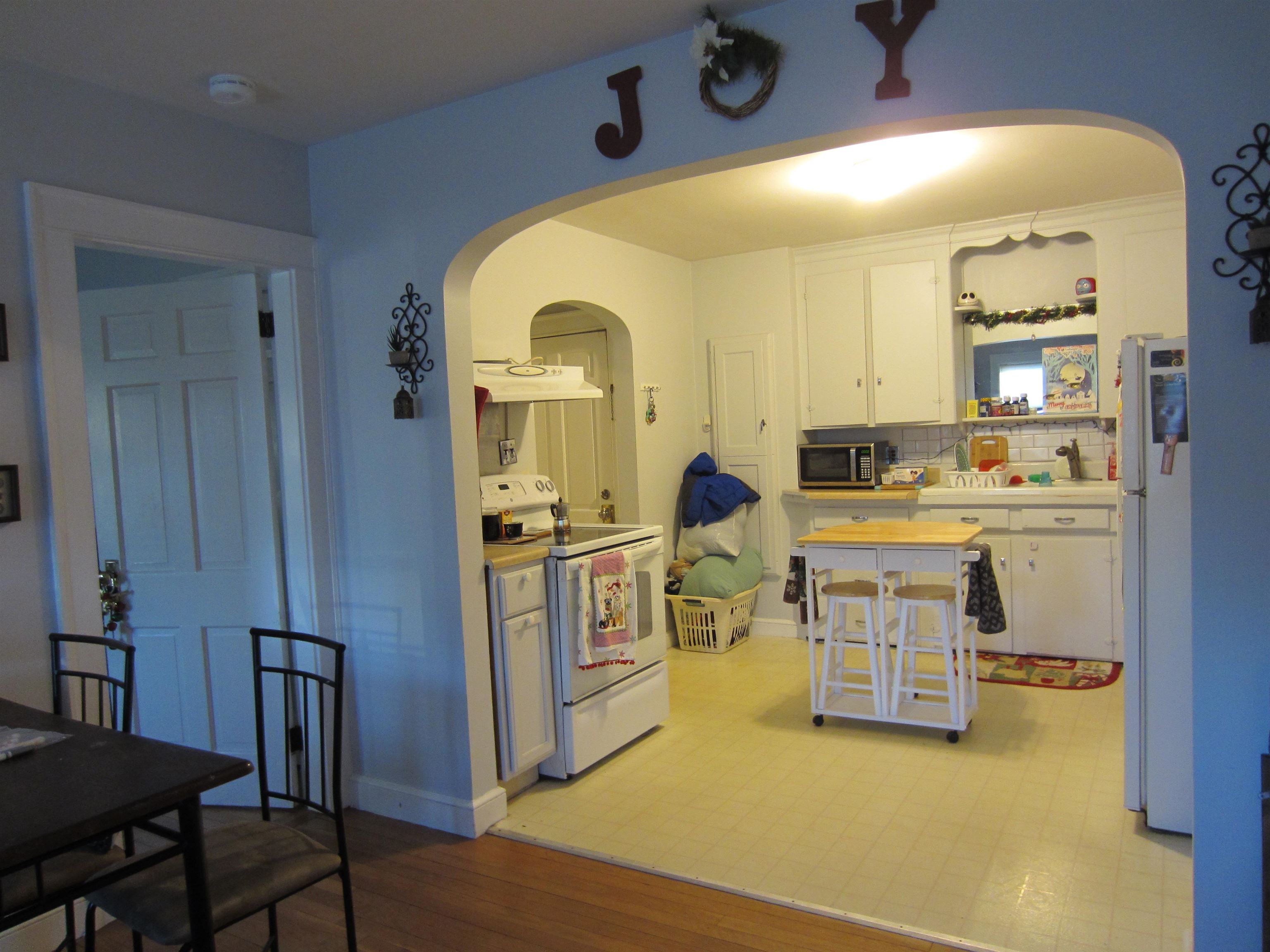 731 Mast Road Goffstown, NH 03102 - Photo 8 of 37 Gallery Image 8