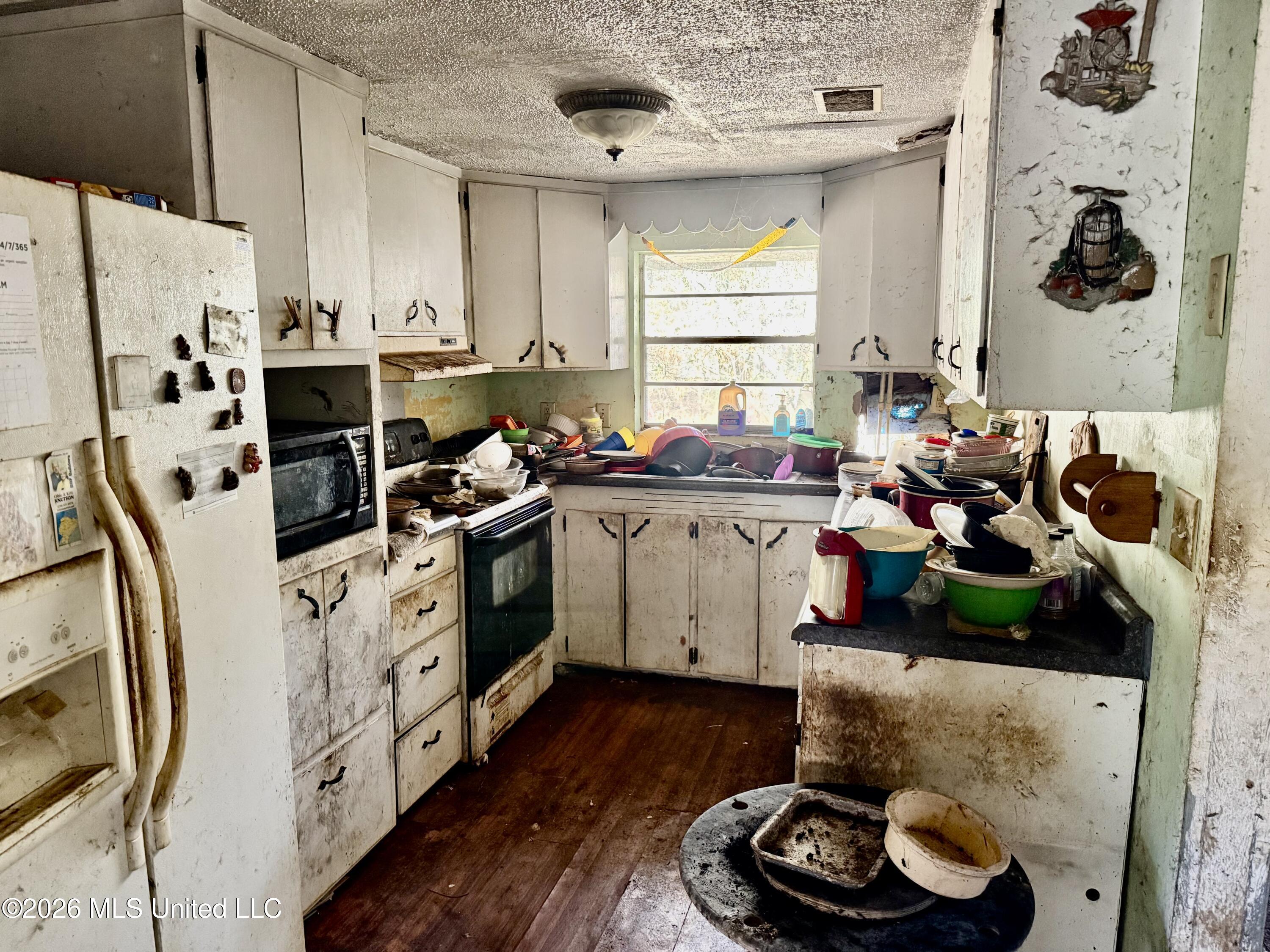 2112 Laurelglen Road Gautier, MS 39553 - Photo 18 of 28 IMG_9869