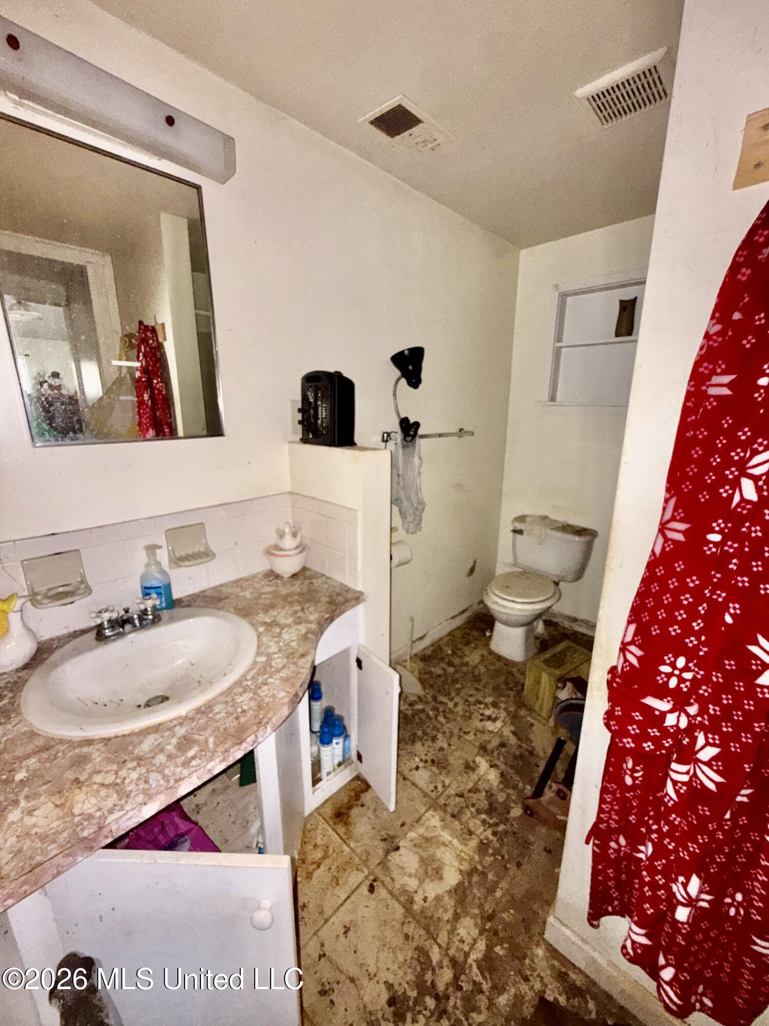 2112 Laurelglen Road Gautier, MS 39553 - Photo 20 of 28 IMG_9882