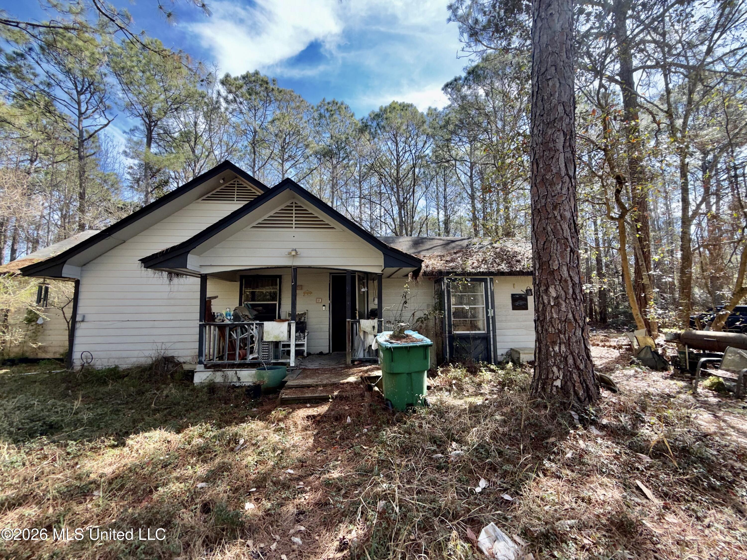 2112 Laurelglen Road Gautier, MS 39553 - Photo 9 of 28 IMG_9877