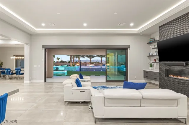 $4,300,000 | 4160 West Ford Avenue, Las Vegas, NV 89139